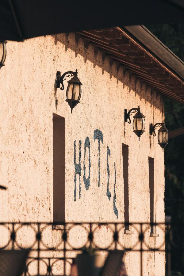 Hotel Fontaine Bleue Orta San Giulio Buitenkant foto