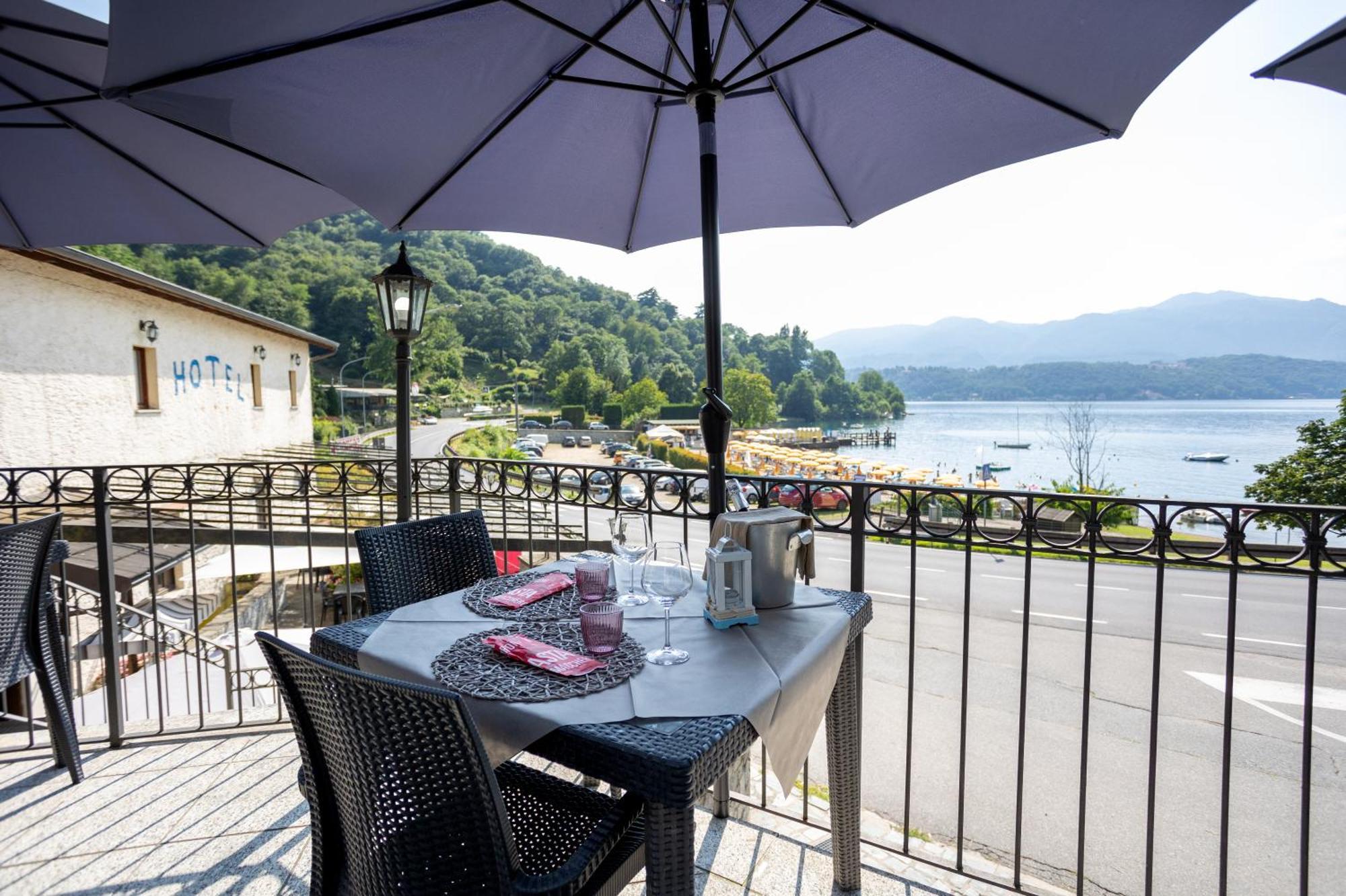 Hotel Fontaine Bleue Orta San Giulio Buitenkant foto