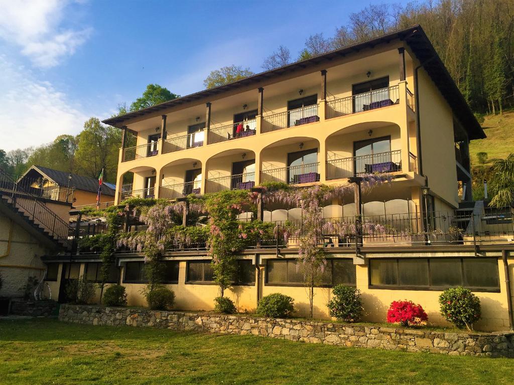 Hotel Fontaine Bleue Orta San Giulio Buitenkant foto